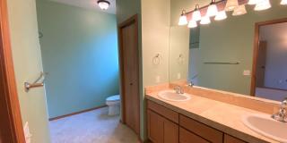 Large 3 Bed Home with Office, Fenced Yard, and Lawn Service! Gallery 29