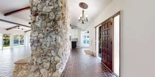 Waterfront Luxury Living – 4 Bed / 3 Bath – Over 2,600 Sq Ft Gallery 6