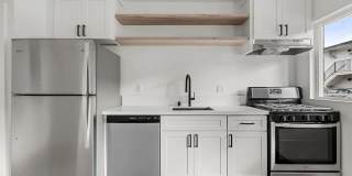 Echo Lake Apartments Gallery 2