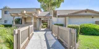 Monterey Apartments Gallery 17