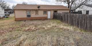 Newly Renovated 2BR/1BA Home with Spacious Backyard Newly Renovated 2BR/1BA Home with Spacious Backyard Gallery 3