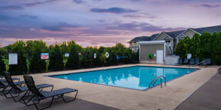 Alexis at Perry Pointe Gallery 12