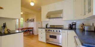 Glorious Gated Private 3 bed/ 3 bath Furnished Spanish Villa with Pool and Hot Tub in the Heart of Los Feliz! Gallery 18