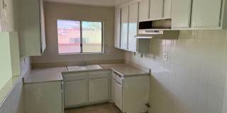 14839 Sherman Way Gallery 11