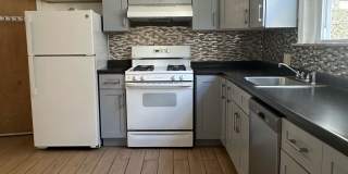 1022 Carpenter Street Gallery 2