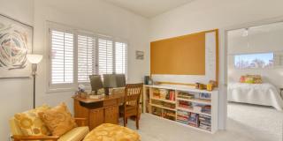784 E Camino Diestro Gallery 34