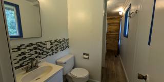 808 White Ave Gallery 18