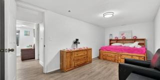 Charming 2BR Apartment in Greeley Gallery 33