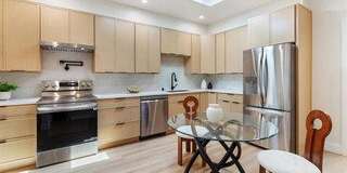 22450 Dolorosa Street Gallery 3