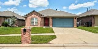 Charming 3-Bedroom, 2-Bath Home Next to Broadmoore Elementary! Gallery 1