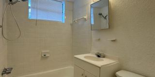 Discover Your Ideal Home: Small Apartment Complex with Cozy Comfort Gallery 5