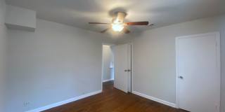 Newly Remodeled 3 bd | 2 ba Available Now! Located near Basse Rd/Blanco Rd minutes from Alamo Quarry! Gallery 18