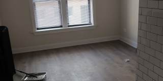 1702 West Albion Avenue Gallery 3