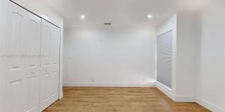 8212 NW 8th Pl Gallery 36
