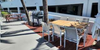 5880 Collins Ave Gallery 27