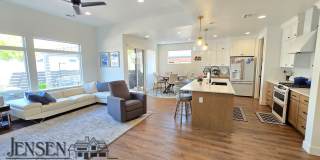 Beautiful Home in Washington Gallery 1