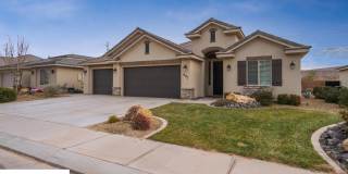 Beautiful 4 Bedroom Home Gallery 15