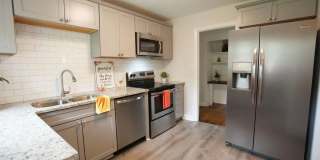 Room in 3 Bedroom Home at Downing Rd Gallery 22