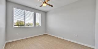 Downtown Ontario Luxury Apartments Gallery 60
