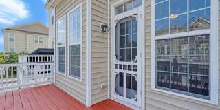 22653 VIENNA GREEN Terrace Gallery 31