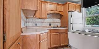 Charming 2-Bedroom Home in Old Town Bellevue! Gallery 8
