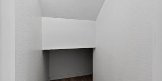 1030 E Elm Street Gallery 22