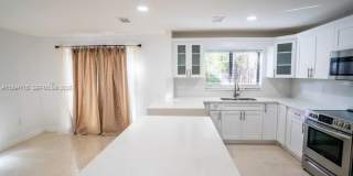 1622 NW 1st Ave Gallery 6