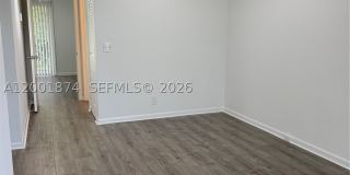 800 SW 131st Ave Gallery 6