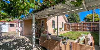 Fully Furnished Alta Heights Retreat | Walk to Downtown Napa Gallery 36
