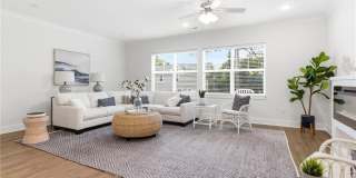 2923 Pretty Lake Avenue Gallery 33