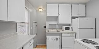 1405/1407 Marshall Ave. Gallery 6