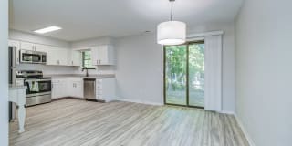 The Arbor Apartments and Townhomes Gallery 7