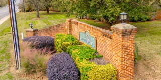 Beautifully remodeled one bedroom, one bath in Lake Wylie Woods! Gallery 23