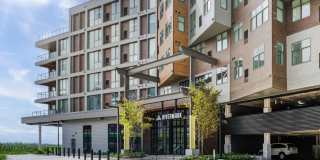 501-31 N COLUMBUS Boulevard Gallery 37