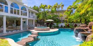 Kahala Oasis: Expansive 6BR Luxury Estate w/ Pool, Spa & Minutes to Beach Gallery 66