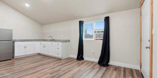 910 N Kaweah Street Gallery 8