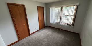 Bright & Spacious 3-Bedroom Home with Large Backyard Gallery 18