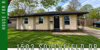 Updated 3 Bed Home with Trendy Interior Finishes & Huge Yard in South Columbus Gallery 1