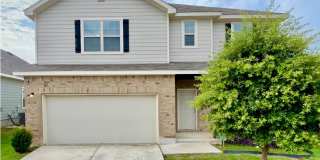 A stunning 2-story 5 bedrooms, 3.5 bathrooms residence in the heart of San Antonio, Texas! Gallery 1