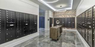 The Hartlan Gallery 11