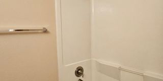 3 bedroom 2 bath Gallery 12