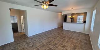 3bd/2ba 1374 sq ft in Chandler with POOL Gallery 6