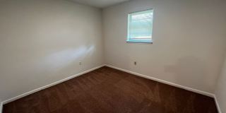 3 Bedroom/1.5 bathroom Duplex Gallery 31