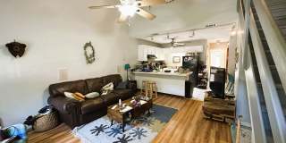 AWESOME 2/2 w/ Washer/Dryer, Vaulted Ceilings, Split Plan, Fenced in Yard, & More! Walk/Bike to FSU/TCC! $1250/month Avail August 1st! Gallery 3