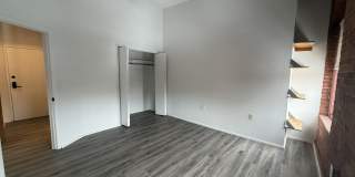 222 Williams Street E unit: Apt 402 Gallery 7