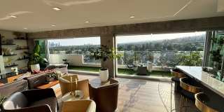 838 North Doheny Drive Gallery 1