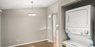 Renovated 2BD/1BA Duplex | Single-Level | Stoneridge – Tualatin Gallery 12