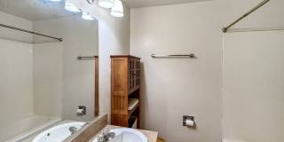2 Bedroom Condo For Rent - 3 Month Lease 2 Bedroom Condo For Rent - 3 Month Lease Gallery 6