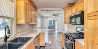 137 W Johnson Ave Gallery 16