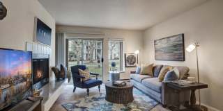 On the Green at Harbour Pointe Gallery 16